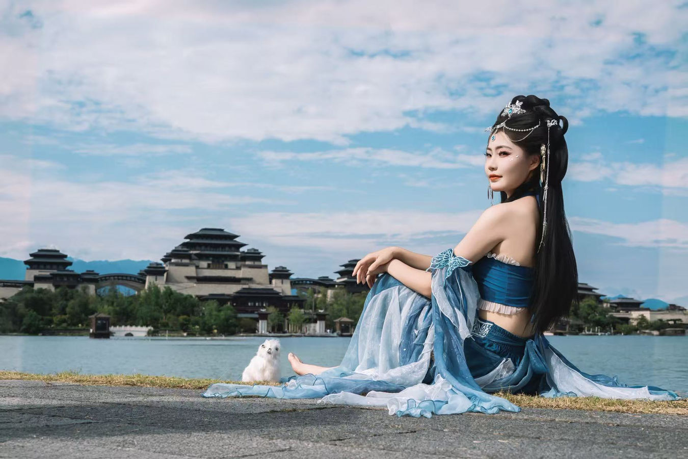 汉影记汉服馆其他风格汉服 · 汉中兴汉胜境景区实拍客片