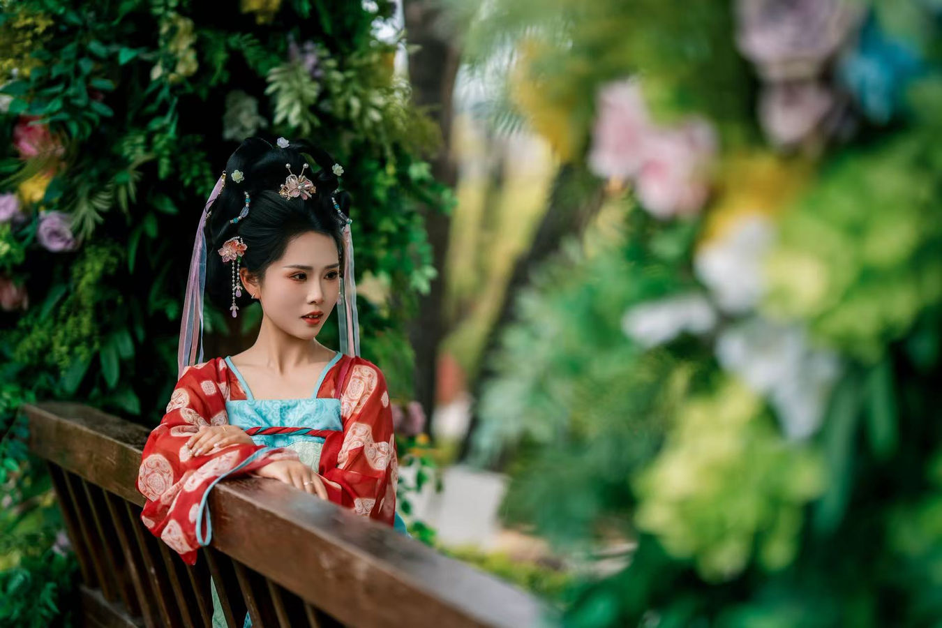 唐制齐胸襦裙汉服写真 · 汉中兴汉胜境景区唐制客片第2张 - 汉影记汉服馆