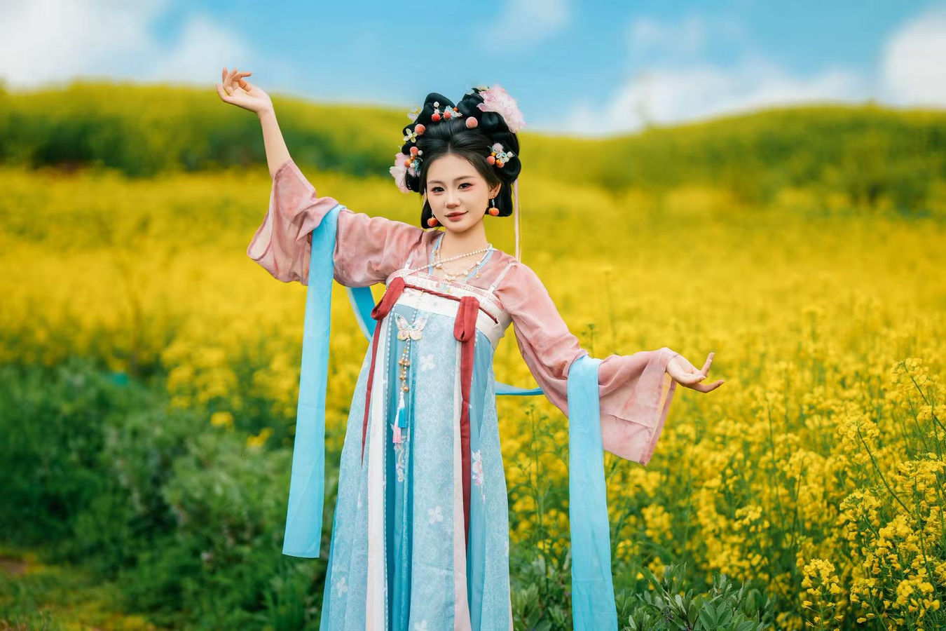 唐制齐胸襦裙汉服写真 · 汉中兴汉胜境景区唐制客片第31张 - 汉影记汉服馆